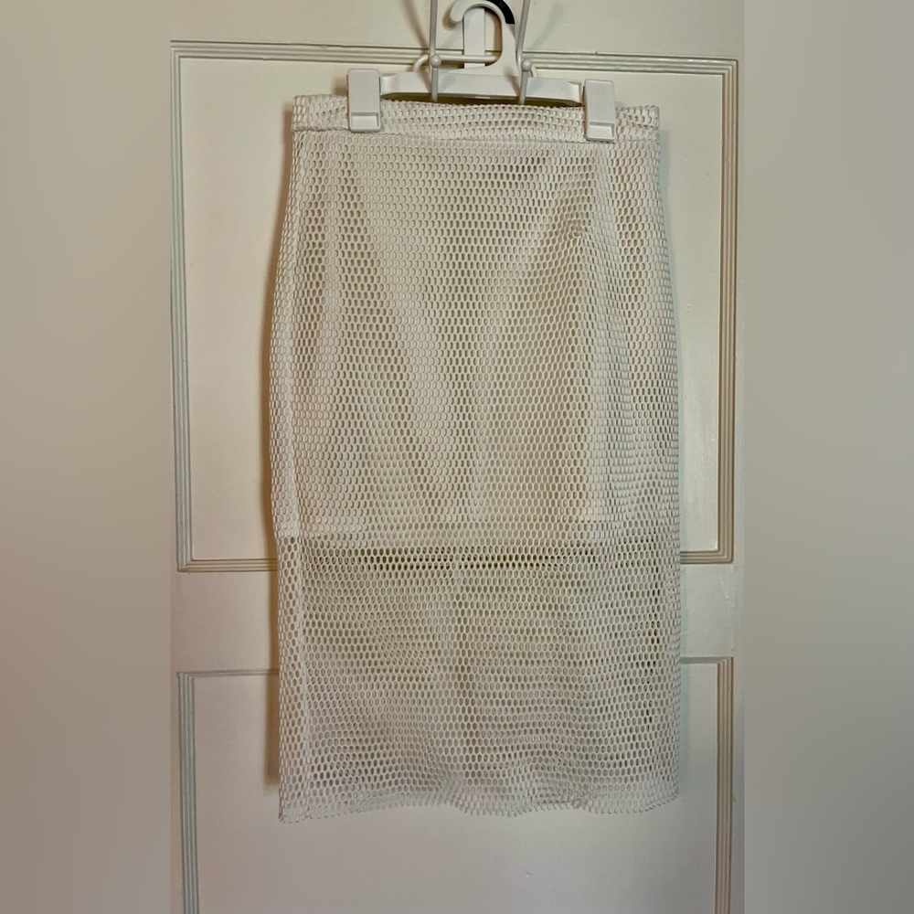 Forever 21 Cream Mesh Pencil Skirt